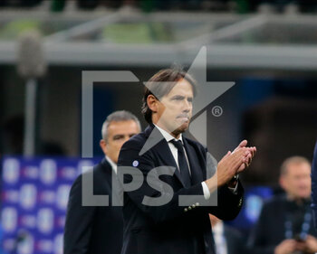 2022-10-01 - Coach Simone Inzaghi of Fc Inter during the Italian Serie A, Football match between Fc Inter and As Roma on October 1, 2022 at San Siro Stadium, Milan, Italy. Photo Nderim Kaceli - INTER - FC INTERNAZIONALE VS AS ROMA - ITALIAN SERIE A - SOCCER