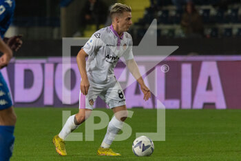 2022-11-11 - Ascacibar Charles Cremonese carries the ball - EMPOLI FC VS US CREMONESE - ITALIAN SERIE A - SOCCER