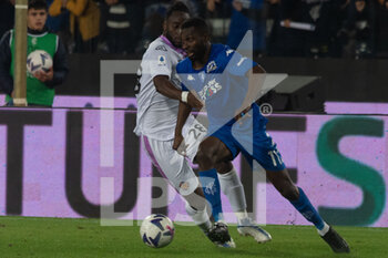 2022-11-11 - Akpa Akpro Jean Daniel Empoli carries the ball - EMPOLI FC VS US CREMONESE - ITALIAN SERIE A - SOCCER
