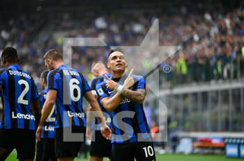 2022-10-16 - Martinez Lautaro of FC INter celebrating after a goal during the Italian Serie A tootball match between Inter FC Internazionale and US Salernitana on 16 of October 2022 at Giuseppe Meazza _ San Siro Siro stadium in Milan, Italy. Credit: Tiziano Ballabio - INTER - FC INTERNAZIONALE VS US SALERNITANA - ITALIAN SERIE A - SOCCER