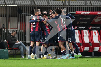 2022-10-31 - Team Bologna Fc celebrating after a goal during the Italian Serie A tootball match between AC Monza and Bologna FC serie A match on October 31, 2022 at U-Power Stadium stadium in Monza, Italy. Credit: Tiziano Ballabio - AC MONZA VS BOLOGNA FC - ITALIAN SERIE A - SOCCER