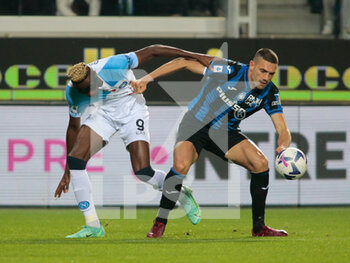 2022-11-05 - Victor Osimhen of SSC Napoli and Merit Demiral of Atalanta Bc during the Italian Serie A, football match between Atalanta Bc and Ssc Napoli, on 05 November 2022, at Gewiss Stadium, Bergamo, Italy  Photo Nderim Kaceli - ATALANTA BC VS SSC NAPOLI - ITALIAN SERIE A - SOCCER
