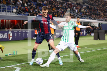 2022-11-12 - Giorgos Kiryakopoulos (US Sassuolo) and Stefan Posch (Bologna FC) - BOLOGNA FC VS US SASSUOLO - ITALIAN SERIE A - SOCCER