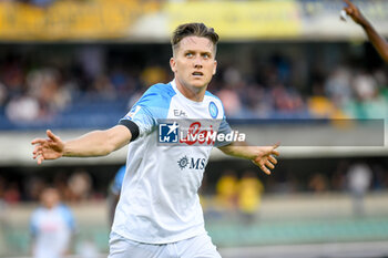 2022-08-15 - Napoli's Piotr Zielinski celebrates after scoring a goal - HELLAS VERONA FC VS SSC NAPOLI (PORTRAITS ARCHIVE) - ITALIAN SERIE A - SOCCER