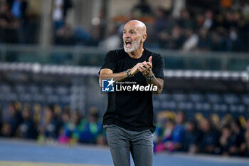 2022-10-16 - Milan's Head Coach Stefano Pioli gestures portrait - HELLAS VERONA FC VS AC MILAN (PORTRAITS ARCHIVE) - ITALIAN SERIE A - SOCCER