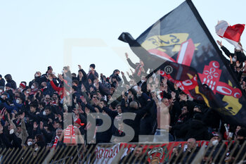 2022-01-16 - AC Monza fans clap their hands and sing to support their team - AC MONZA VS AC PERUGIA - ITALIAN SERIE B - SOCCER