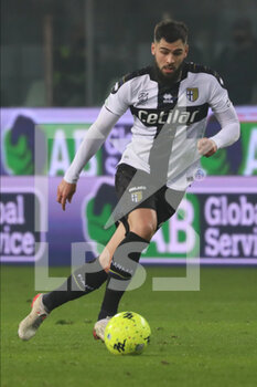 2022-01-21 - Elias Cobbaut of PARMA CALCIO in action during the Serie B match between Parma Calcio and Frosinone Calcio at Ennio Tardini on January 21, 2022 in Parma, Italy. - PARMA CALCIO VS FROSINONE CALCIO - ITALIAN SERIE B - SOCCER