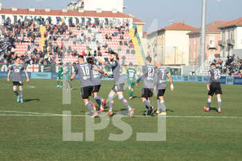 2022-02-05 - Alessandria Calcio celebrating after a goal  during the Italian Serie B football match between Alessandria Calcio and Pisa Calcio. 05 Feb 2022 at Moccagatta Stadium of Alessandria, Italy. Photo Nderim KACELI - US ALESSANDRIA VS AC PISA - ITALIAN SERIE B - SOCCER