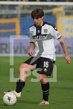 2022-02-19 - Adrian Bernabe’ of PARMA CALCIO in action during the Serie B match between Parma Calcio and Ternana Calcio at Ennio Tardini on February 19, 2022 in Parma, Italy. - PARMA CALCIO VS TERNANA CALCIO - ITALIAN SERIE B - SOCCER