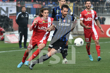 2022-02-19 - Antonio Caracciolo (Pisa) in action - AC MONZA VS AC PISA - ITALIAN SERIE B - SOCCER