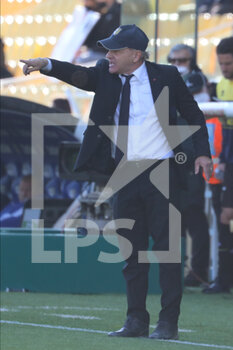 2022-02-26 - Giuseppe Iachini head coach of PARMA CALCIO gestures during the Serie B match between Parma Calcio and Spal at Ennio Tardini on February 26, 2022 in Parma, Italy. - PARMA CALCIO VS SPAL - ITALIAN SERIE B - SOCCER