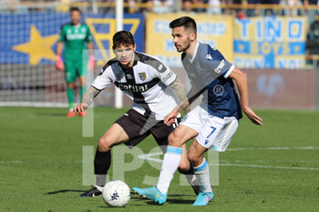 2022-02-26 - Stanko Juric of PARMA CALCIO competes for the ball with Giovanni Crociata of SPAL during the Serie B match between Parma Calcio and Spal at Ennio Tardini on February 26, 2022 in Parma, Italy. - PARMA CALCIO VS SPAL - ITALIAN SERIE B - SOCCER