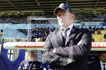 2022-02-26 - Giuseppe Iachini head coach of PARMA CALCIO looks on during the Serie B match between Parma Calcio and Spal at Ennio Tardini on February 26, 2022 in Parma, Italy. - PARMA CALCIO VS SPAL - ITALIAN SERIE B - SOCCER