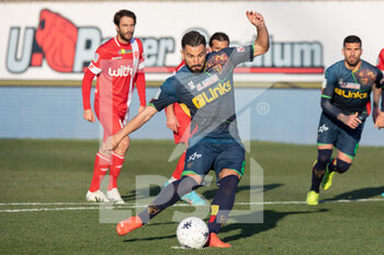 2022-02-27 - Massimo Coda scores during the Serie B match between Monza and Lecce at U Power Stadium on February 27, 2022 in Monza, Italy. - AC MONZA VS US LECCE - ITALIAN SERIE B - SOCCER