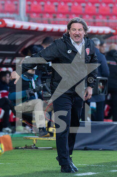 2022-02-27 - Head Coach Giovanni Stroppa of Monza gestures during the Serie B match between Monza and Lecce at U Power Stadium on February 27, 2022 in Monza, Italy. - AC MONZA VS US LECCE - ITALIAN SERIE B - SOCCER