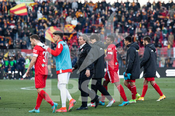 2022-02-27 - Monza players and head coach Giovanni Stroppa at the end of the Serie B match between Monza and Lecce at U Power Stadium on February 27, 2022 in Monza, Italy. - AC MONZA VS US LECCE - ITALIAN SERIE B - SOCCER