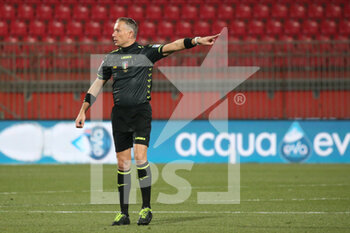 2022-03-02 - Referee Paolo Valeri during the Serie B match between AC Monza and Parma Calcio at U-Power Stadium on March 2, 2022 in Monza, Italy. - AC MONZA VS PARMA CALCIO - ITALIAN SERIE B - SOCCER