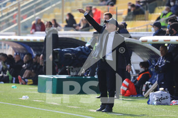 2022-03-05 - Giuseppe Iachini head coach of PARMA CALCIO gestures during the Serie B match between Parma Calcio and Reggina 1914 at Ennio Tardini on March 5, 2022 in Parma, Italy. - PARMA CALCIO VS REGGINA 1914 - ITALIAN SERIE B - SOCCER