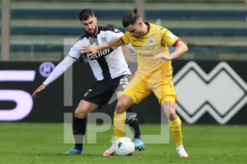 2022-03-11 - Elias Cobbaut of PARMA CALCIO competes for the ball with Giacomo Beretta of AS CITTADELLA during the Serie B match between Parma Calcio and AS Cittadella at Ennio Tardini on March 11, 2022 in Parma, Italy. - PARMA CALCIO VS AS CITTADELLA - ITALIAN SERIE B - SOCCER