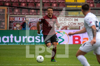 2022-03-19 - Cionek Thiago reggina carries the ball  - REGGINA 1914 VS COSENZA CALCIO - ITALIAN SERIE B - SOCCER