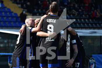2022-03-20 - Players of Pisa celebrate after the goal of 1-0 - AC PISA VS AS CITTADELLA - ITALIAN SERIE B - SOCCER