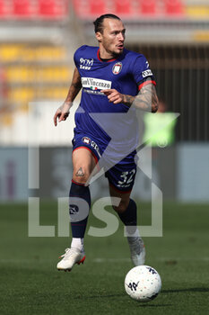 2022-03-19 - Vasile Mogos (Crotone) in action - AC MONZA VS FC CROTONE - ITALIAN SERIE B - SOCCER