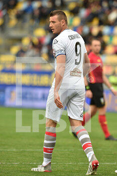 2022-04-09 - FROSINONE, ITALY -  March 9 :  Daniel Ciofani  of  Cremonese   during the  Serie B  soccer match between  Frosinone and Cremonese Stadio Benito Stirpe on March 9,2022 in Frosinone Italy  - FROSINONE CALCIO VS US CREMONESE - ITALIAN SERIE B - SOCCER