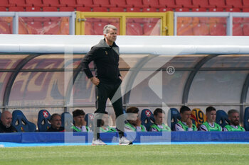 2022-04-09 - coach Marco Baroni (US Lecce) - US LECCE VS SPAL - ITALIAN SERIE B - SOCCER