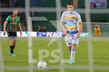 2022-04-18 - the penalti pulled of Novakovic Andrija (Frosinone)  - TERNANA CALCIO VS FROSINONE CALCIO - ITALIAN SERIE B - SOCCER