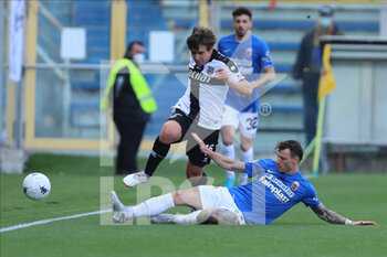 2022-04-18 - Adrian Bernabe’ of PARMA CALCIO in action during the Serie B match between Parma Calcio and Ascoli Calcio at Ennio Tardini on April 18, 2022 in Parma, Italy. - PARMA CALCIO VS ASCOLI CALCIO - ITALIAN SERIE B - SOCCER