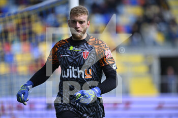 2022-04-25 - Michele Di Gregorio of A.C. Monza during the 36th day of the Serie B Championship between Frosinone Calcio vs  A.C. Monza on 25th April 2022 at the Stadio Benito Stirpe in Frosinone, Italy. - FROSINONE CALCIO VS AC MONZA - ITALIAN SERIE B - SOCCER