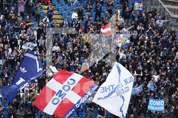 2022-04-25 - Como 1907 supporters celebrate - COMO 1907 VS LR VICENZA - ITALIAN SERIE B - SOCCER