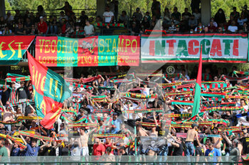 2022-04-30 - the fans of Ternana sector EST - TERNANA CALCIO VS AC PERUGIA - ITALIAN SERIE B - SOCCER