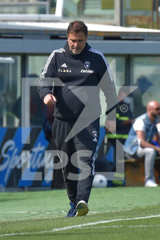 2022-04-30 - Head coach of Pisa Luca D'Angelo - AC PISA VS COSENZA CALCIO - ITALIAN SERIE B - SOCCER