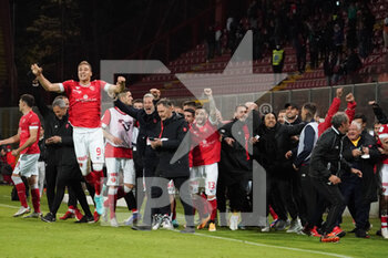 2022-05-06 - Perugia celebrates the achievement of the playoffs at the end of the match - AC PERUGIA VS AC MONZA - ITALIAN SERIE B - SOCCER