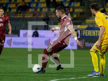 2022-02-23 - Galabinov Andrey Reggina carries the ball  - FROSINONE VS REGGINA - ITALIAN SERIE B - SOCCER