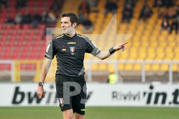 2022-02-20 - the referee Davide Ghersini di Genova - US LECCE VS FC CROTONE - ITALIAN SERIE B - SOCCER