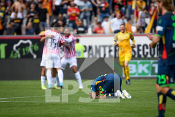 2022-04-30 - Disappointment of Lecce after loosing the match - LR VICENZA VS US LECCE - ITALIAN SERIE B - SOCCER