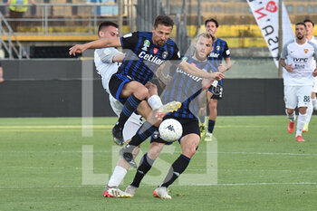 2022-05-21 - Foul on Gaetano Masucci (Pisa) by Mattia Viviani (Benevento) - PLAY OFF - AC PISA VS BENEVENTO CALCIO - ITALIAN SERIE B - SOCCER
