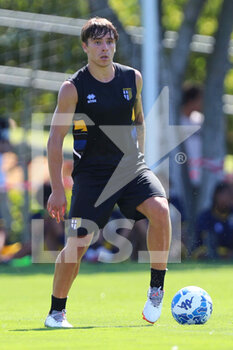 2022-07-05 - Adrian Bernabe’ of PARMA CALCIO in action during the training session on July 5, 2022 in Collecchio (PR), Italy. - TRAINING SESSION OF PARMA CALCIO - ITALIAN SERIE B - SOCCER