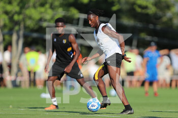 19/07/2022 - Woyo Coulibaly of Parma Calcio in action during the training session on July 19, 2022 in Collecchio (PR), Italy. - PARMA CALCIO PRE-SEASON TRAINING SESSION - ALTRO - CALCIO