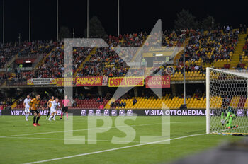 2022-08-28 - Stefano Turati (22) Frosinone Calcio saves the penalty during the Italian Soccer Serie B 2022/2023 match between Benevento vs Frosinone on August 28, 2022 at the Stadium Ciro Vigorito in Benevento Italy - BENEVENTO CALCIO VS FROSINONE CALCIO - ITALIAN SERIE B - SOCCER