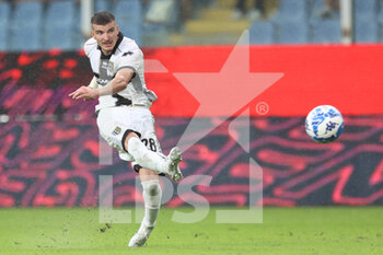 2022-09-03 - Valentin Mihaila (Parma Calcio) scores a goal  - GENOA CFC VS PARMA CALCIO - ITALIAN SERIE B - SOCCER