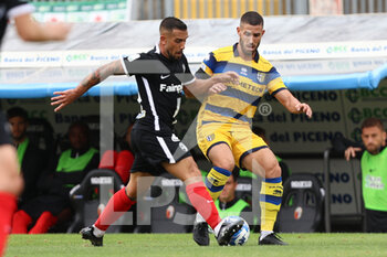 2022-09-17 - Gennaro Tutino (Parma Calcio) and Marcello Falzerano (Ascoli Calcio) - ASCOLI CALCIO VS PARMA CALCIO - ITALIAN SERIE B - SOCCER
