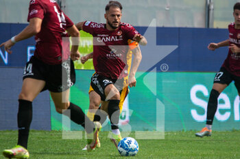 2022-09-17 - Canotto Luigi Reggina carries the ball - REGGINA 1914 VS AS CITTADELLA - ITALIAN SERIE B - SOCCER