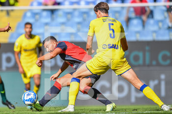 2022-09-17 - Massimo Coda (Genoa) - Giorgio Cittadini (Modena) - GENOA CFC VS MODENA FC - ITALIAN SERIE B - SOCCER