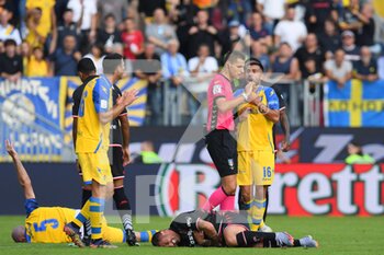 2022-10-22 - FROSINONE, ITALY - October 22 :  Luca Garritano  of Frosinone gestures at refeere Daniele Perenzoni during the  Serie B soccer match between Frosinone and  Bari  at Stadio Benito Stirpe  on October 22,2022 in Frosinone Italy  - FROSINONE CALCIO VS SSC BARI - ITALIAN SERIE B - SOCCER