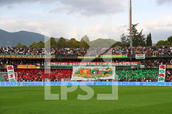 2022-10-22 - the fans of Ternana sector Nord - TERNANA CALCIO VS GENOA CFC - ITALIAN SERIE B - SOCCER
