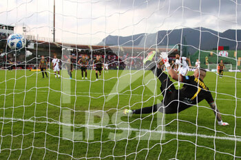 2022-10-22 - the  goal from a penalty by Massimo Coda (Genoa) - TERNANA CALCIO VS GENOA CFC - ITALIAN SERIE B - SOCCER
