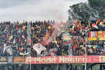 2022-11-05 - Benevento Calcio Supporters - BENEVENTO CALCIO VS SSC BARI - ITALIAN SERIE B - SOCCER